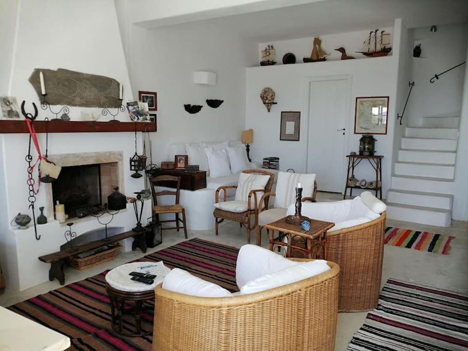 Vromolithos Casa Dei Melograni At Vourlidia Leros 빌라 외부 사진